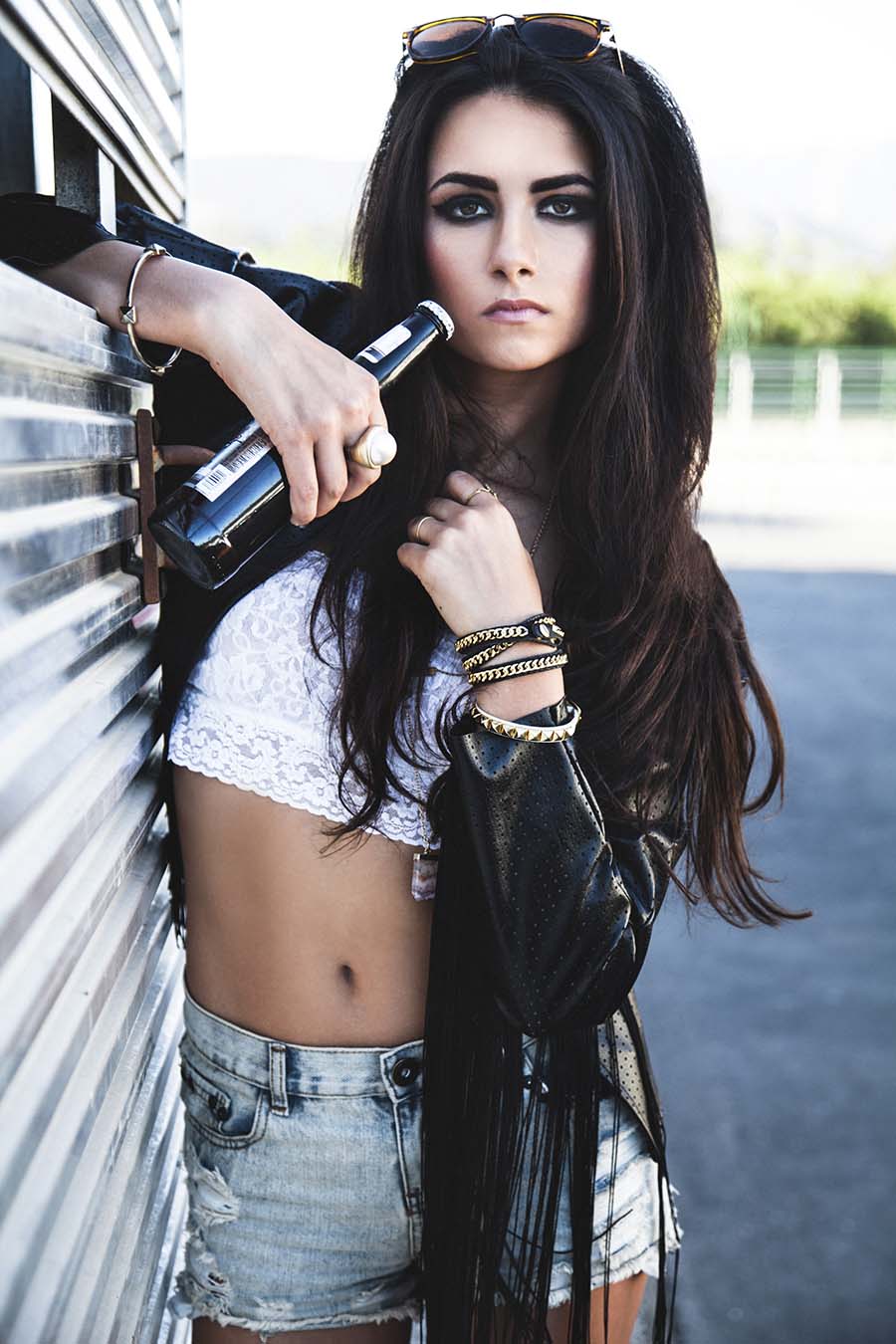 Sassy girls’s look of the day — catch her live in Guangyuan