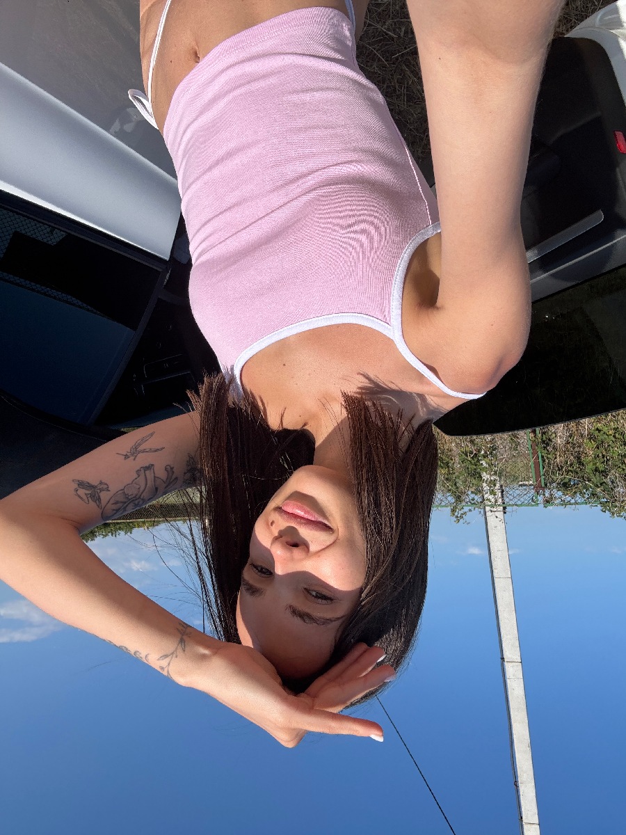 Sexy model Tina in Guangyuan